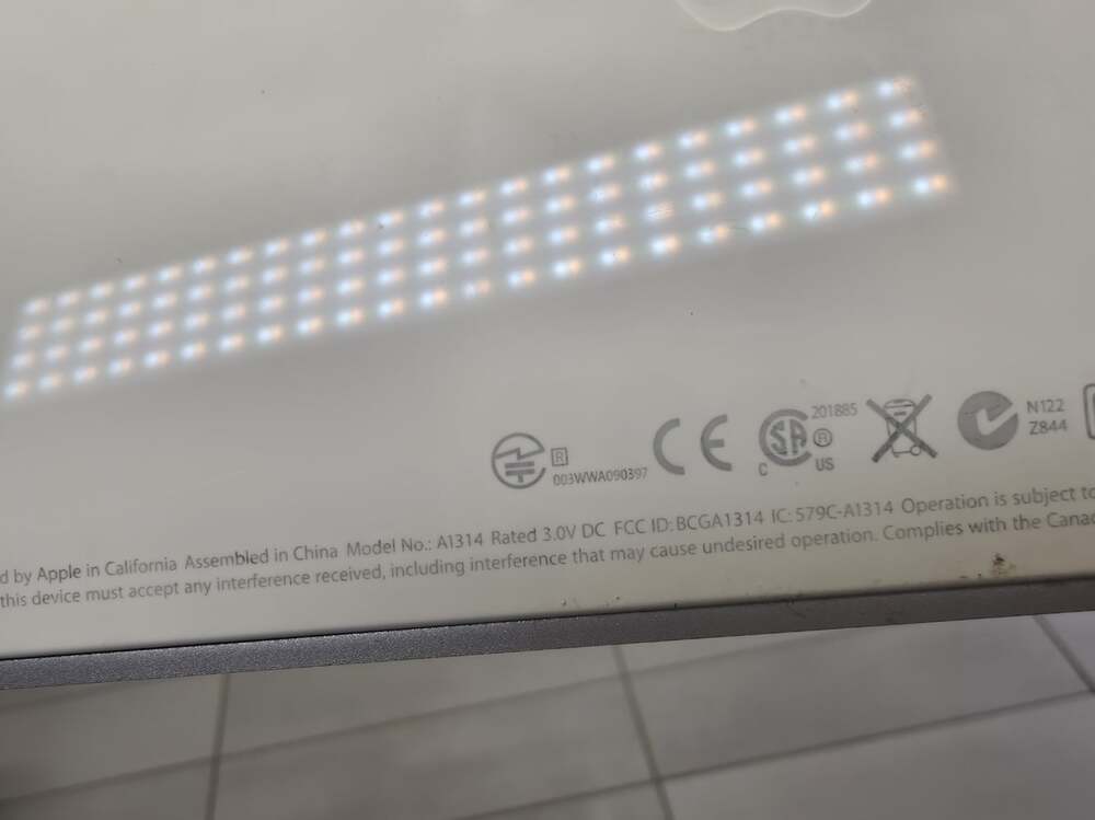 Apple Wireless Keyboard A1314 - Picture 3 of 3